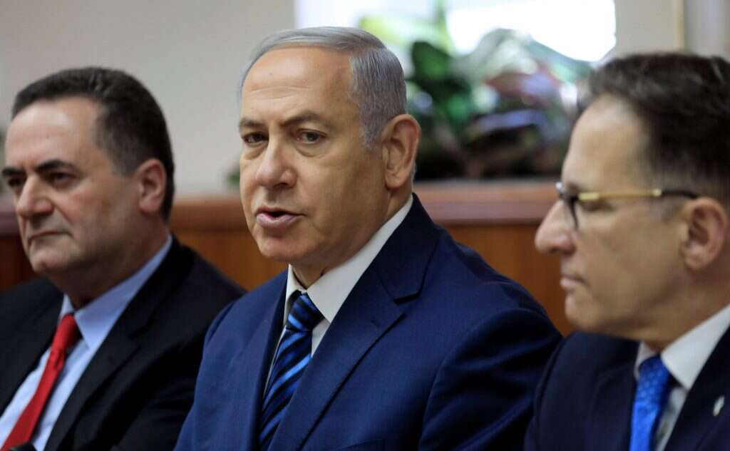 נתניהו בישיבת הממשלה. | AFP