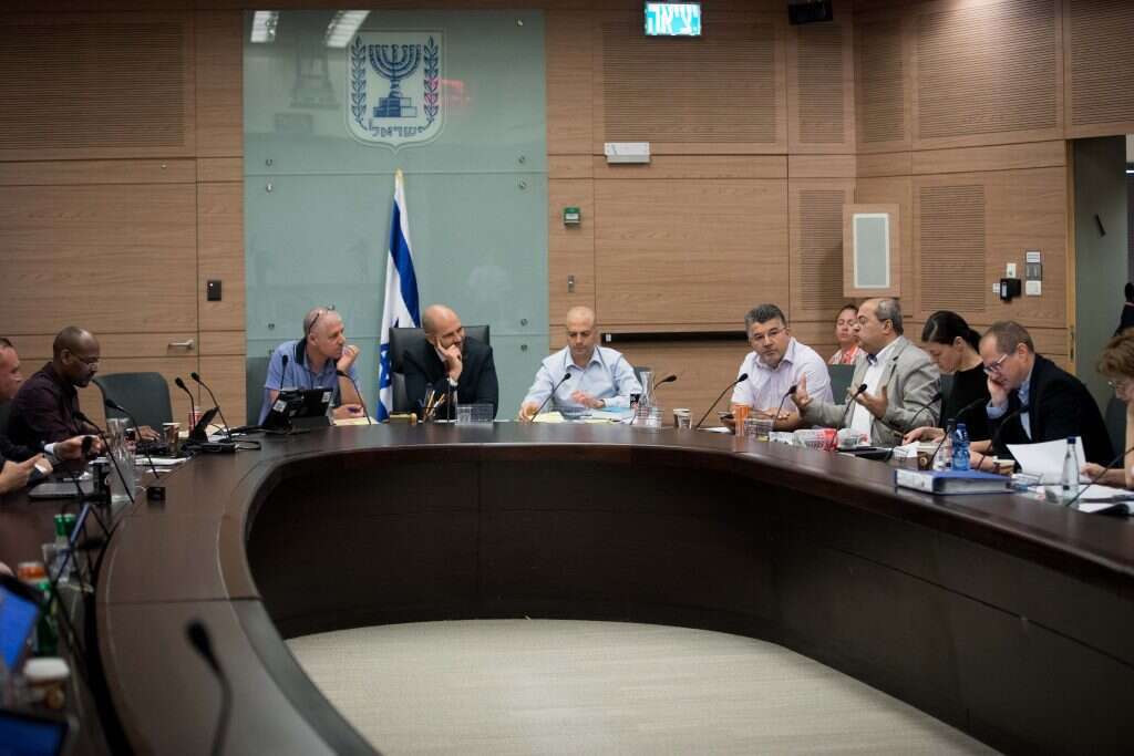 דיוני ועדת חוק הלאום. | יונתן זינדל, פלאש 90 דיוני ועדת חוק הלאום. | יונתן זינדל, פלאש 90