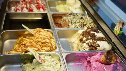 גלידה צבעונית, אילוסטרציה. | אנצו ג'וש ג'יני