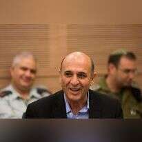 שאול מופז. | יונתן זינדל, פלאש 90