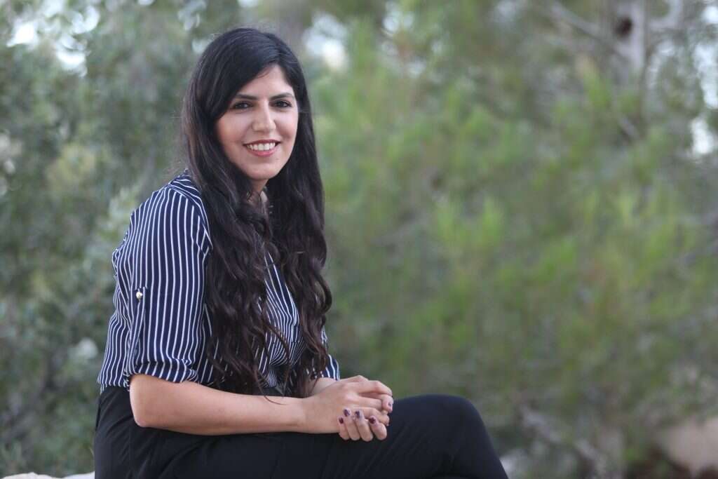 יסמין בכריה. | מרים צחי יסמין בכריה. | מרים צחי