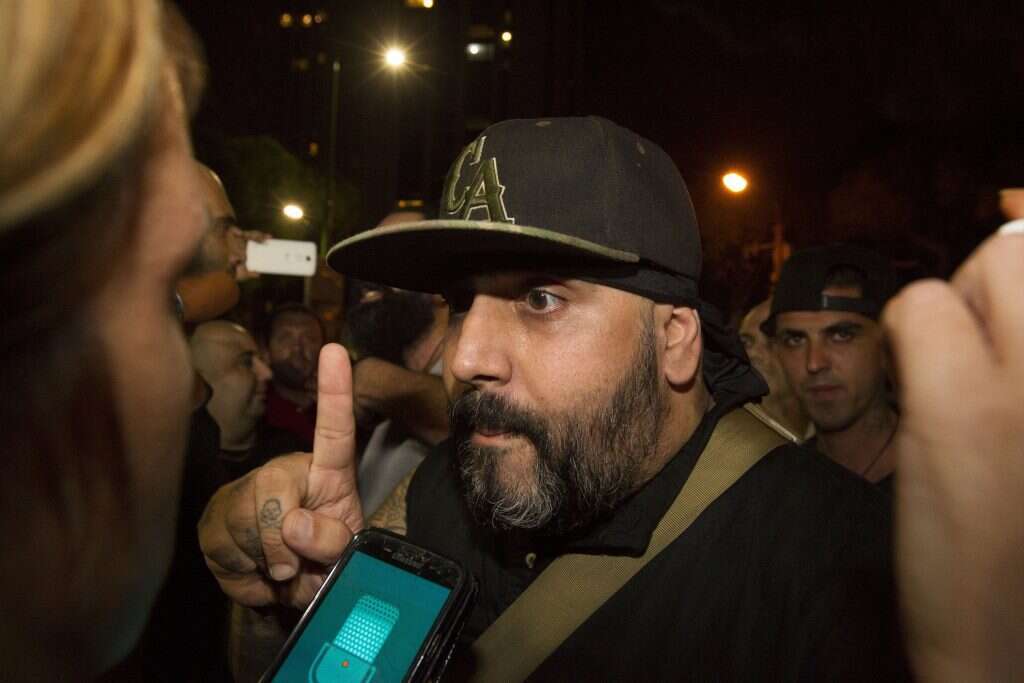 "הצל," יואב אליאסי. | מישל דוט קום