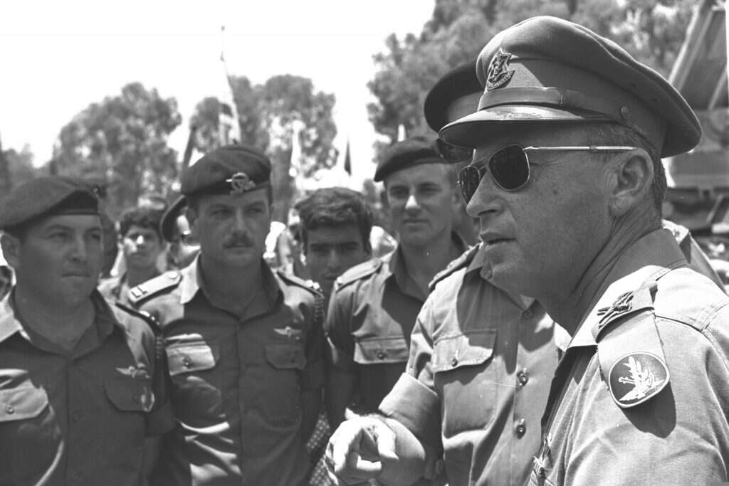 רבין בכהונתו כרמטכ"ל. | משה מילנר, לע"מ