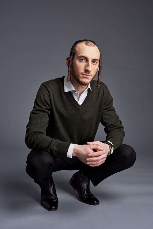 שלום למר. | Edward Daniel