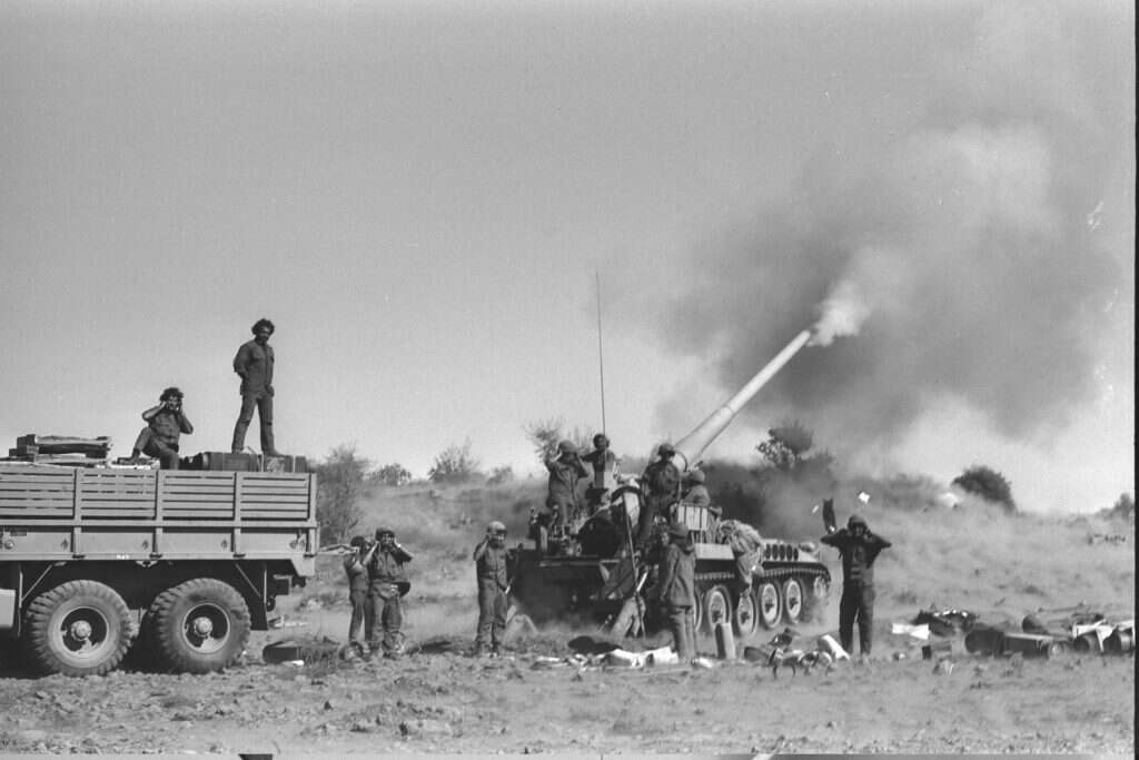 כוחות צה"ל ברמת הגולן במלחמת יום הכיפורים. | דוד רובינגר, לע"מ
