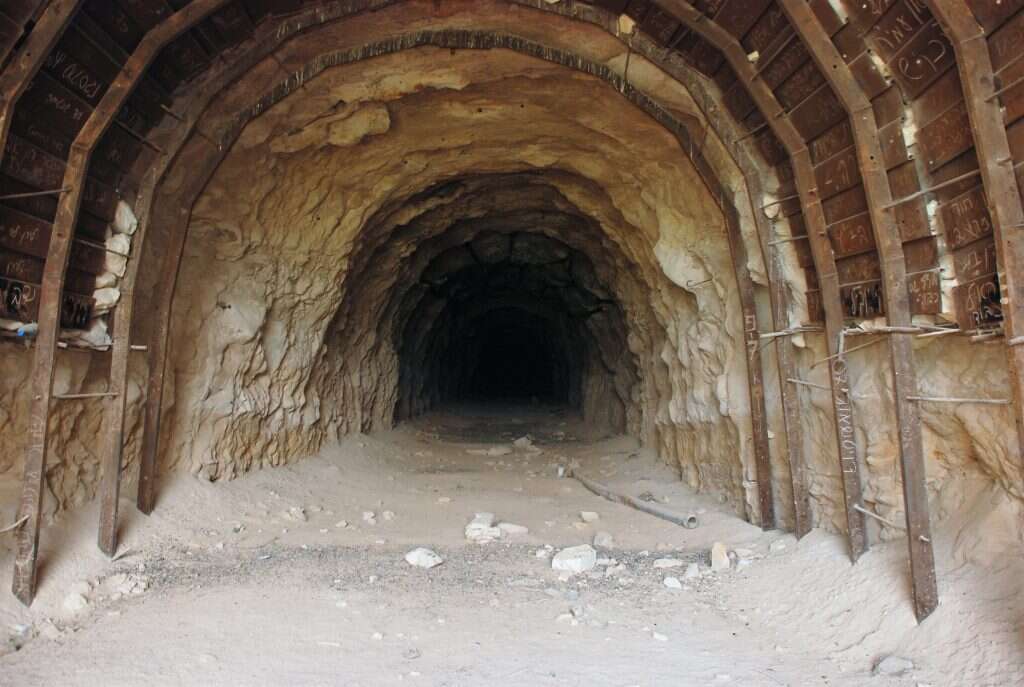 מנהרת ההטיה, רמת הגולן. | יוני בן ארי מנהרת ההטיה, רמת הגולן. | יוני בן ארי