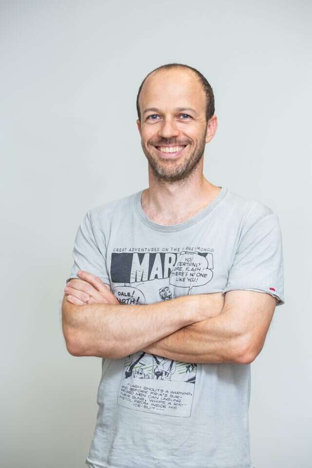 אורי מור. | אבישג שאר-ישוב