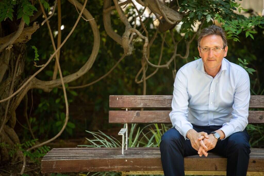 ג'ונתן גולדשטיין. | אבישג שאר-ישוב