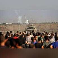 הפרות סדר מול גדר המערכת בעזה. | AFP