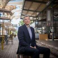 ריק ג'ייקובס. | יונתן זינדל, פלאש 90