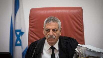 השופט בדימוס אורי שהם. | יונתן זינדל, פלאש 90