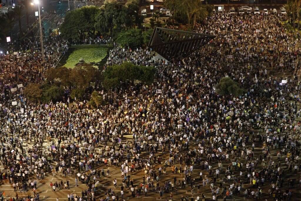 הפגנת הערבים נגד חוק הלאום בכיכר רבין. | AFP