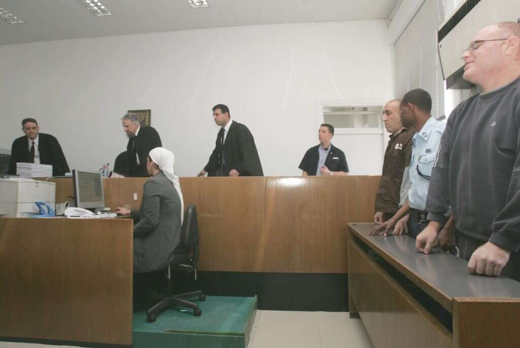 משפט הנאשמים ברצח השופט עדי אזר. | מרים צחי