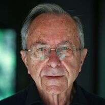 משה ארנס. | אבישג שאר ישוב