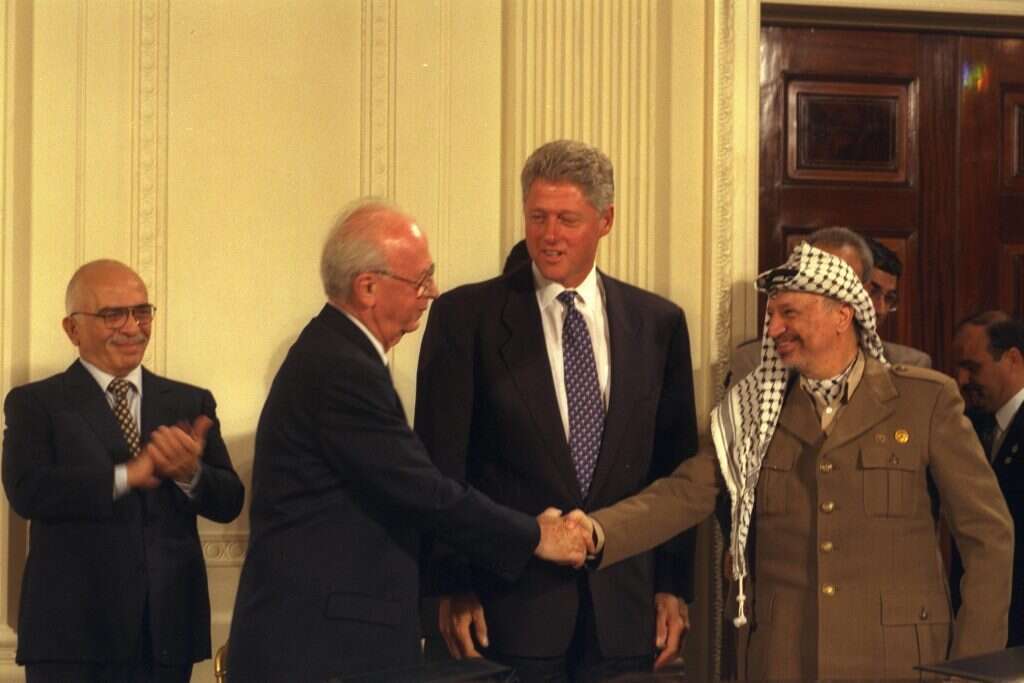 ח"כ יוסי ביילין ויו"ר הכנסת לשעבר אברום בורג. | אבי אוחיון, לע''מ