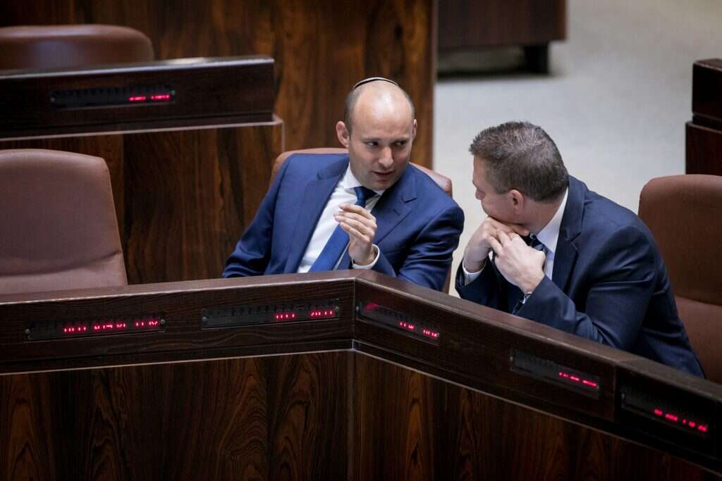 השרים נפתלי בנט וגלעד ארדן. | יונתן זינדל, פלאש90 השרים נפתלי בנט וגלעד ארדן. | יונתן זינדל, פלאש90