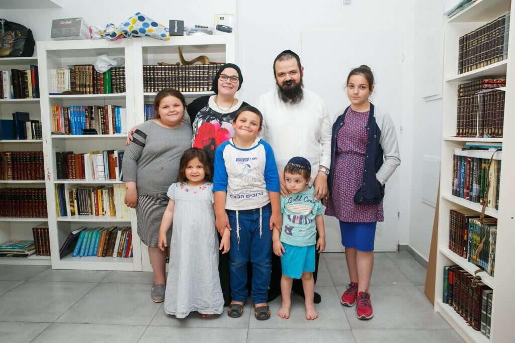 משפחת פרשר, עלו מריאלו-לה-פאפ, צרפת, לנתיבות. | לירון מולדבן