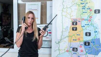 דליה עמוס. | אייל מרגולין, ג'יני