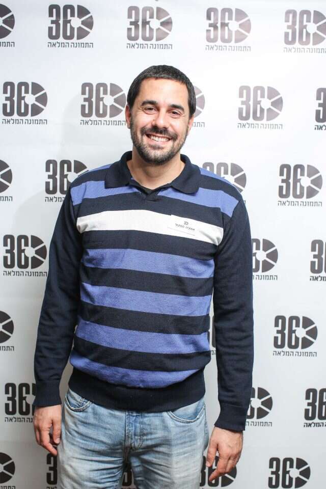 אמציה סמקאי. | אבישג שאר ישוב