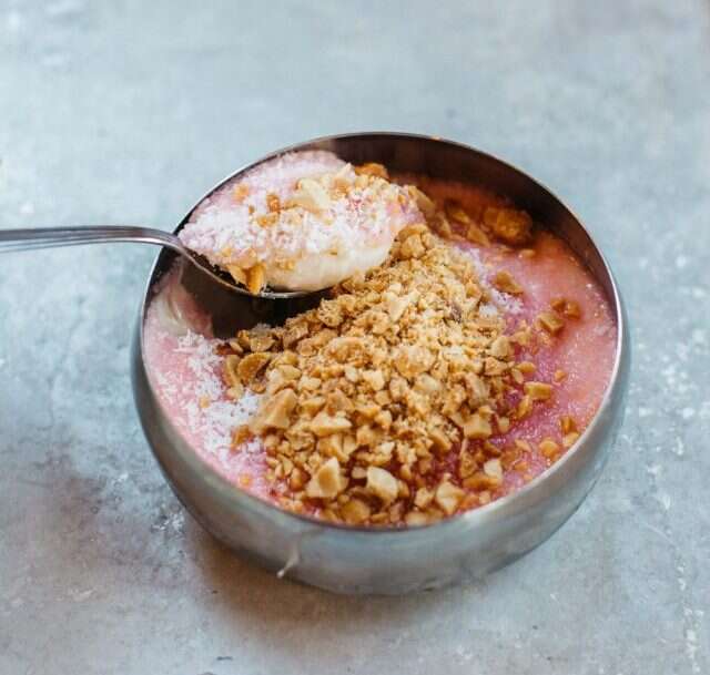 "דוניא". | אבישג שאר-ישוב