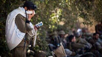 חיילים דתיים (אילוסטרציה). | יונתן זינדל/פלאש90 חיילים דתיים (אילוסטרציה). | יונתן זינדל/פלאש90