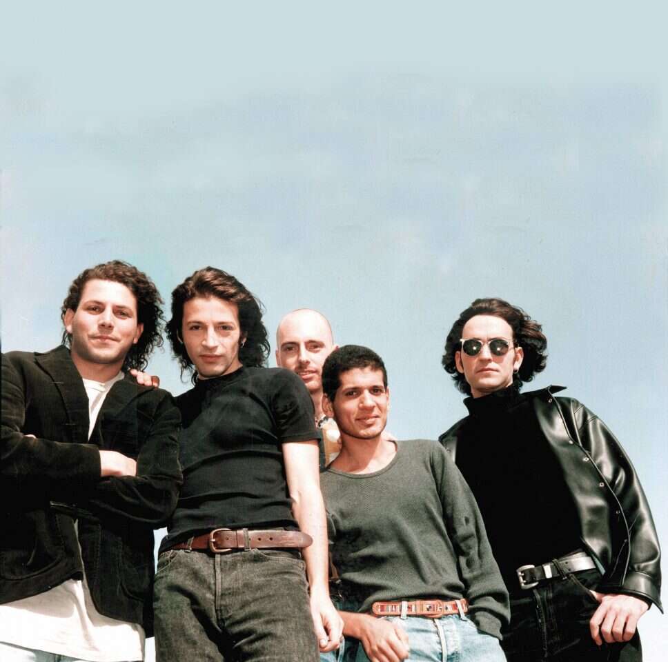 להקת אבטיפוס. | יוסי אלוני