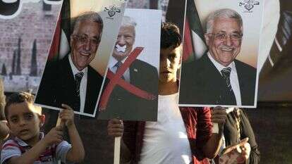 הפגנה של פלסטינים נגד דונלד טראמפ בשכם. | AFP