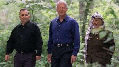 ברק עם קלינטון וערפאת בקמפ דייויד. | אבי אוחיון, לע"מ