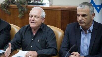 משה כחלון וישראל כץ. | הדס פרוש/פלאש90