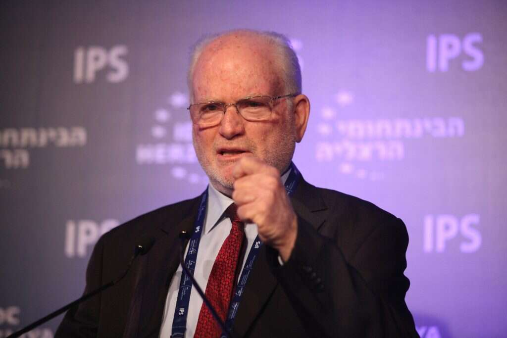 עמוס גלעד. | גדעון מרקוביץ'