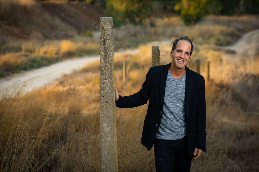 נבו קמחי. | אריק סולטן נבו קמחי. | אריק סולטן