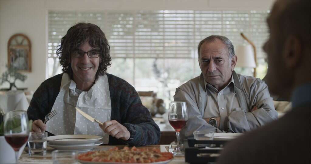 דבל'ה גליקמן ונבו קמחי בסרט "שרוכים". | ורד אדיר דבל'ה גליקמן ונבו קמחי בסרט "שרוכים". | ורד אדיר