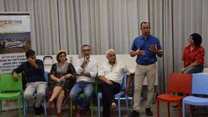 המפגש בין תושבי עיירות הנגב לאנשי התנועה הקיבוצית, השבוע. | תנועת הפריפריות