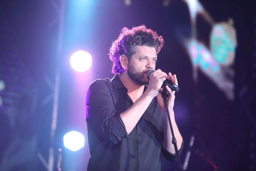 אמיר דדון בהופעה. | יצחק ההרי, דוברות הכנסת