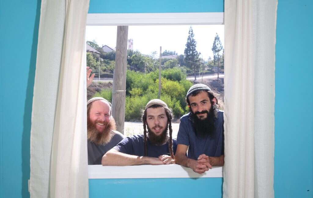 חבורת צבר. | מרים צחי