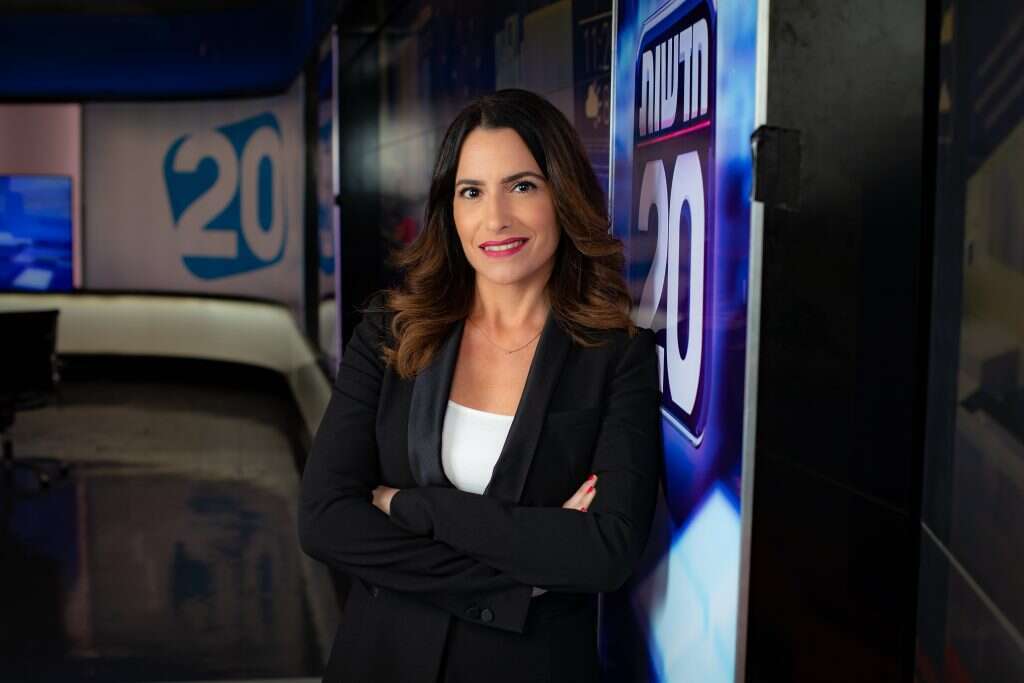 דנה סומברג. | אריק סולטן