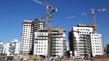 בניה בראשון לציון. | יהושע יוסף