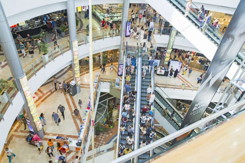 קניון עזריאלי בתל אביב. | יהושע יוסף