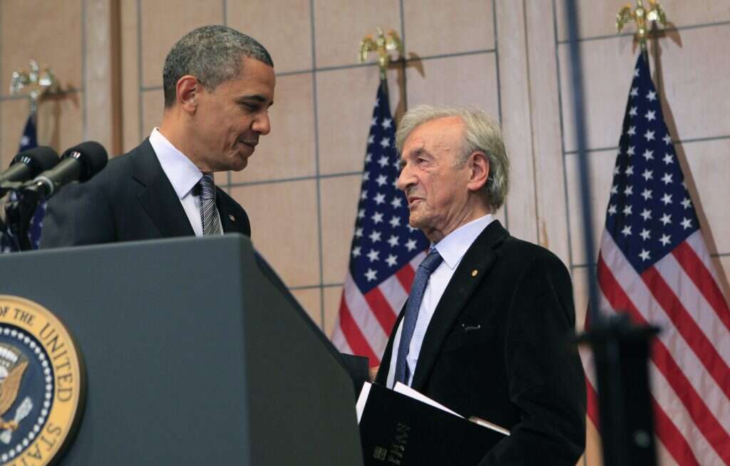 אלי ויזל וברק אובמה. "הכרה עולמית בייחודיותו | EPA