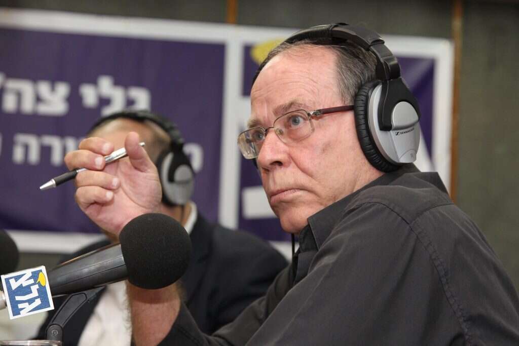 רזי ברקאי. | קוקו