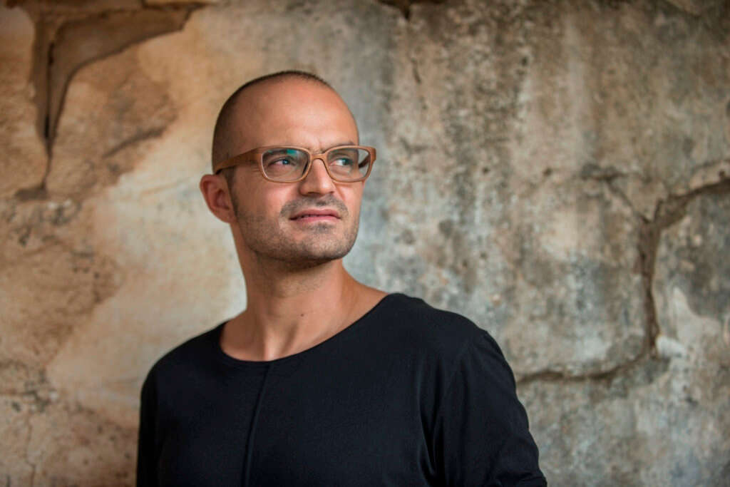 אברהם טל. | פיני סילוק