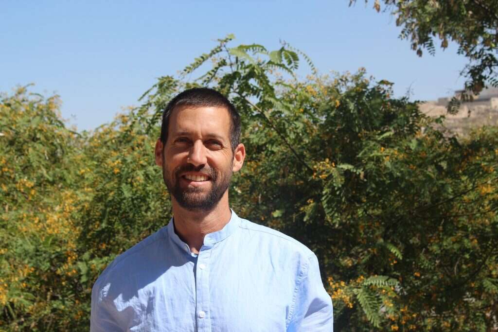 עמיחי יוגב. | תנועת רגבים