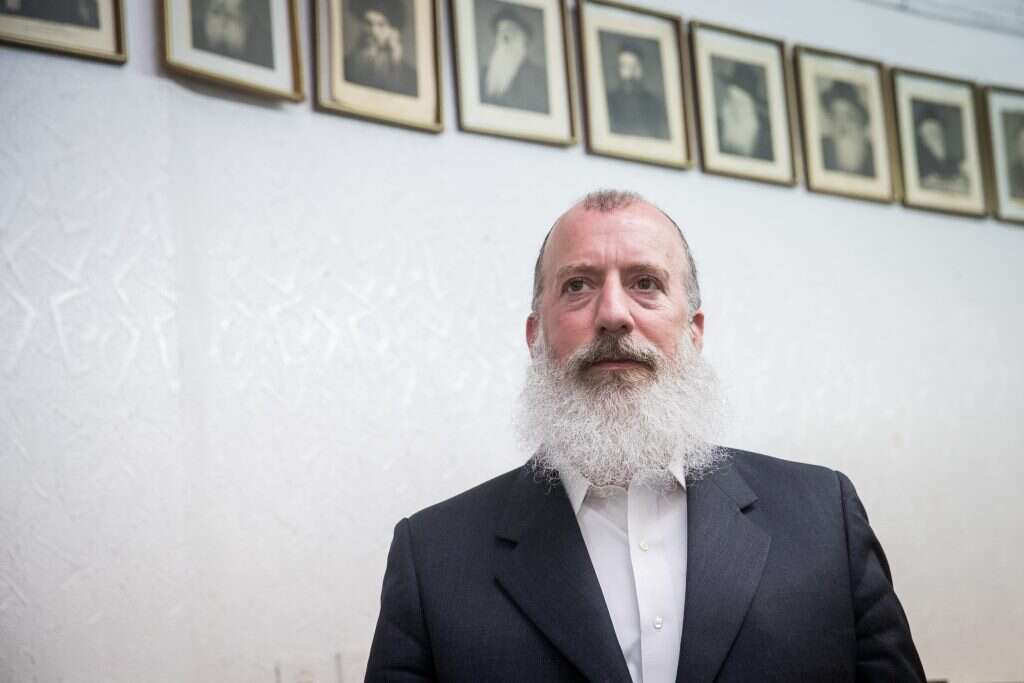 דייטש. | יונתן זינדל, פלאש 90