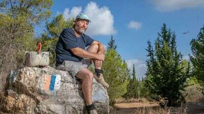 איציק בן־דב. | יוסי אלוני