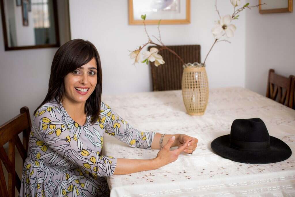 אשת התקשורת החרדית יעל מזרחי. | אריק סולטן