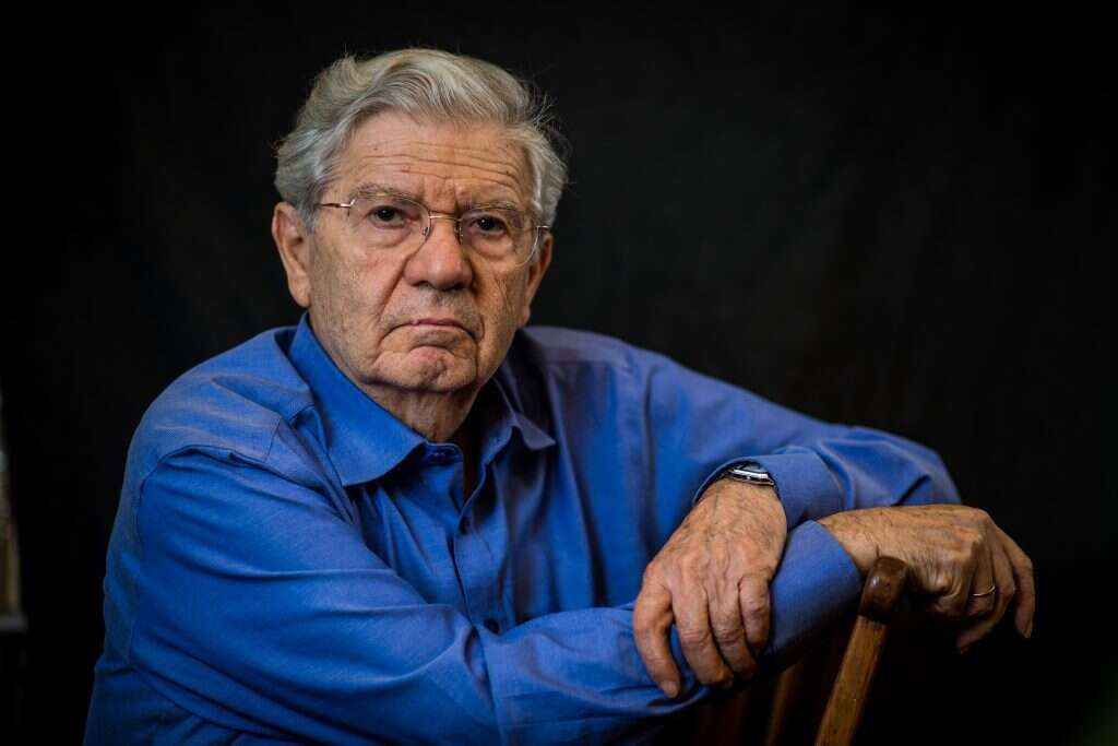 נשיא בית המשפט העליון לשעבר אהרן ברק. | אריק סולטן