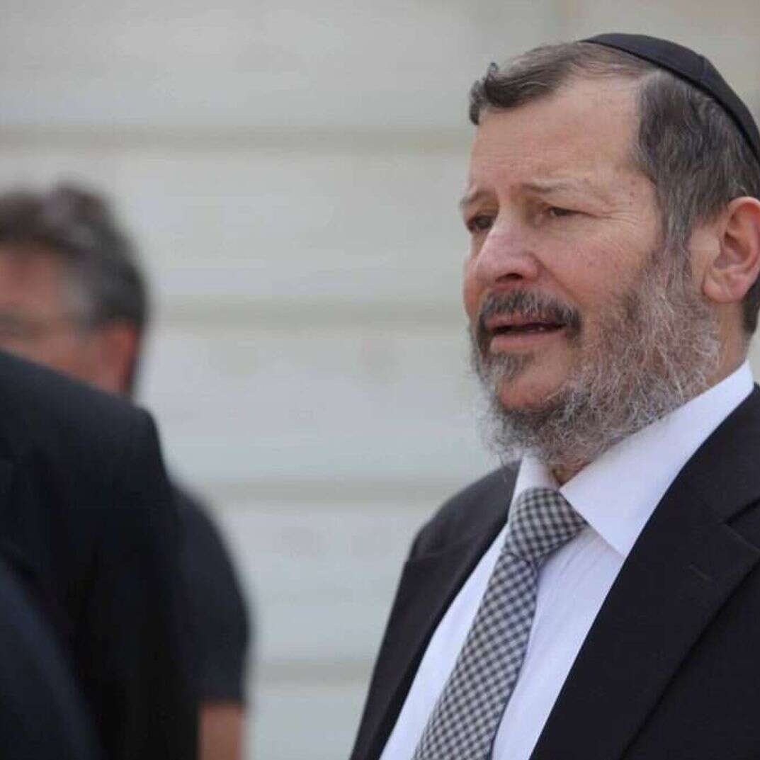 אורי לופוליאנסקי. | יוסי אלוני