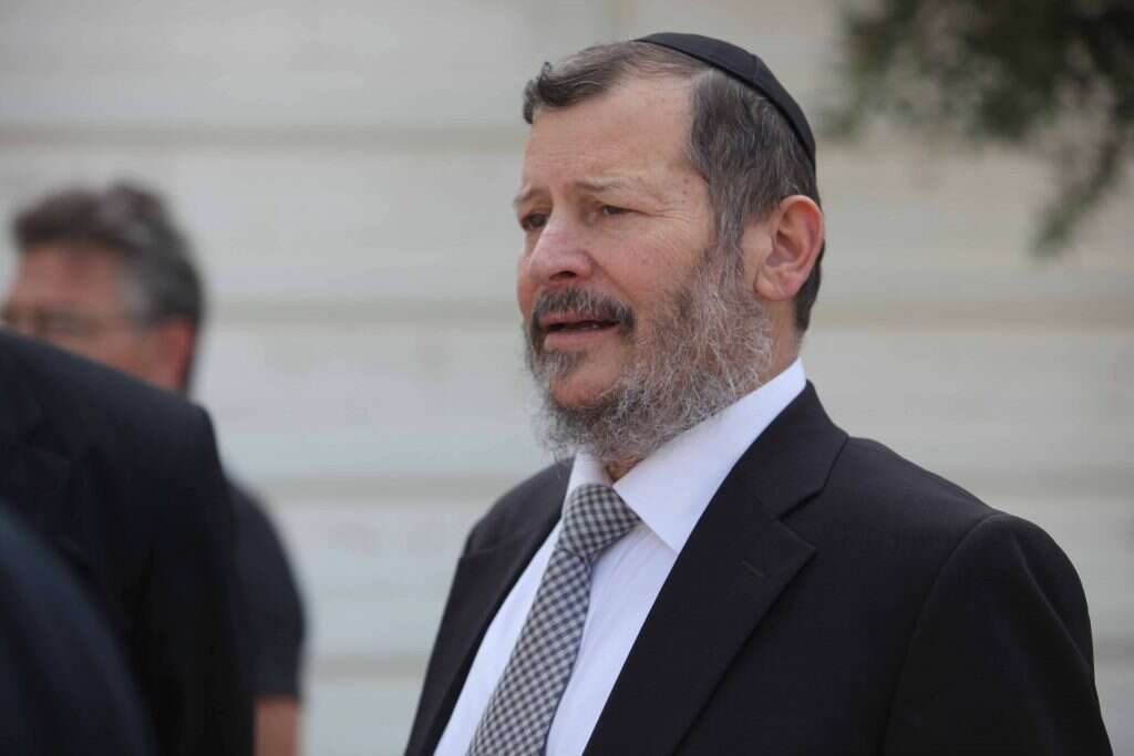 אורי לופוליאנסקי. | יוסי אלוני