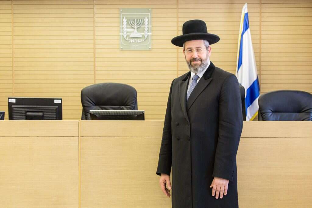 הרב דוד לאו. | אבישג שאר-ישוב