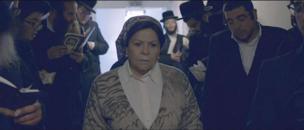 גילה אלמגור ב'רבעצען'. | סער מזרחי